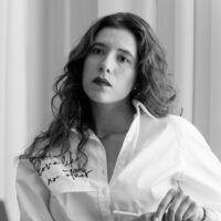 Consultora Asociada - Daniela Vélez Consultora Asociada - Daniela Vélez