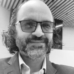 Consultor Asociado John Jairo Gallo